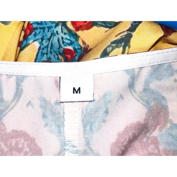 Floral Print Boho Maxi Dress With Short Sleeves & V-Neckline Yellow Size Medium - Picture 3 of 3